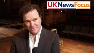 Douglas Hodge